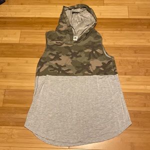 😍 Sew in Love Camo hoodied Tank Top